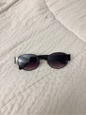 JS Collections Black Sunglasses with Purple Gradient Lenses
